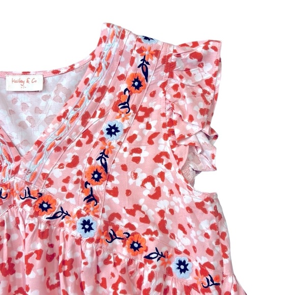 Hailey & Co Embroidered Ruffle Sleeve Baby Doll Top Small - Picture 9 of 10